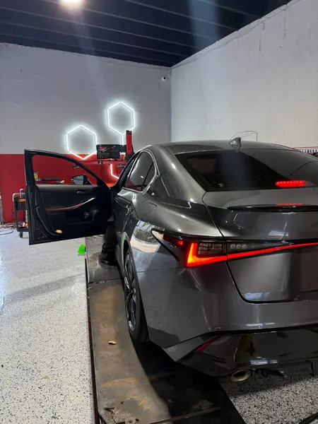 Reparación de autos asiáticos — foto del taller 6